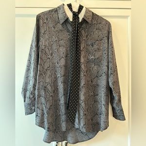 Kate Moss button down long sleeve